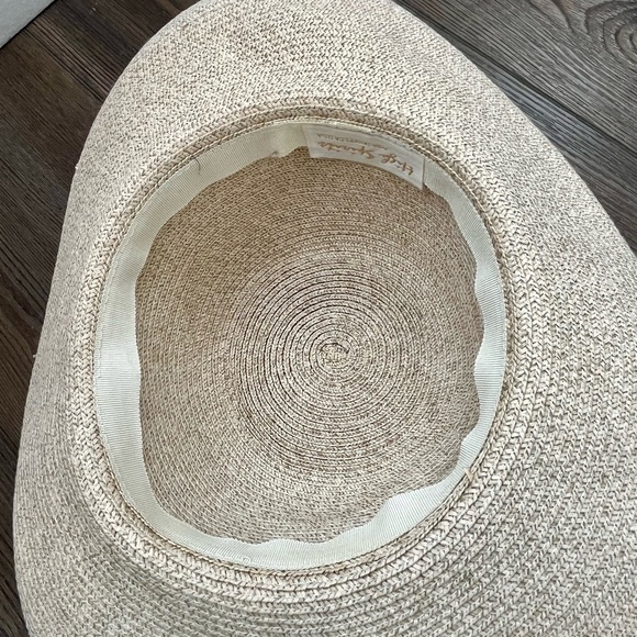 Chic Beige Sun Hat for Women - Picture 9 of 10